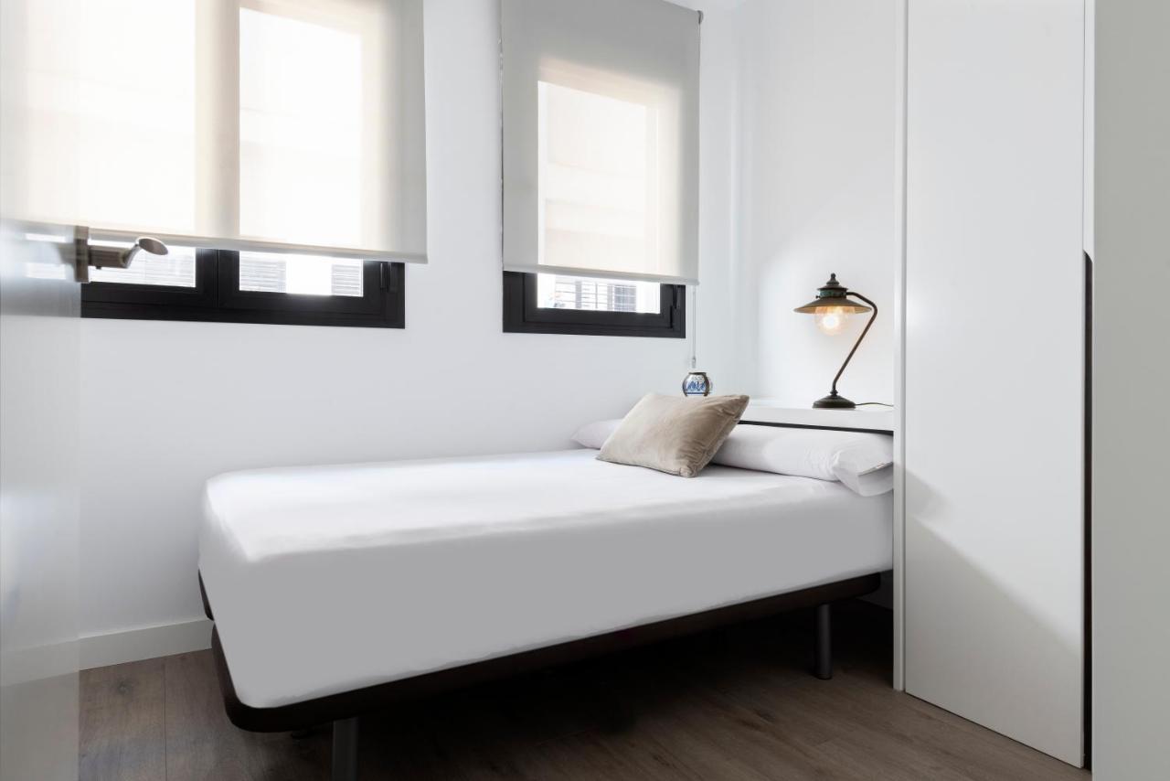 Unika Homes Faustino & Terrace Sevilla Buitenkant foto