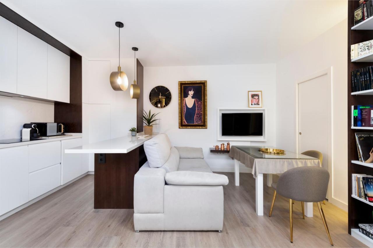 Unika Homes Faustino & Terrace Sevilla Buitenkant foto